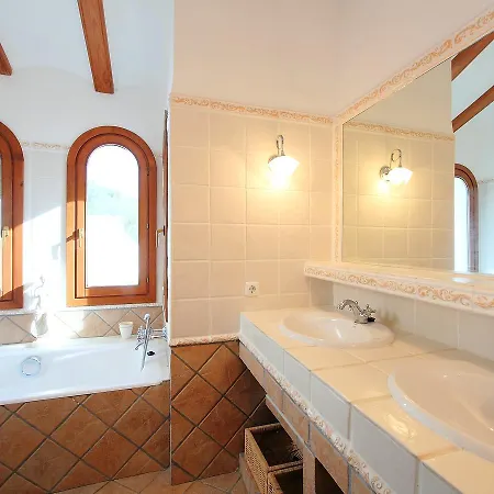 Villa Ca Toni By Interhome